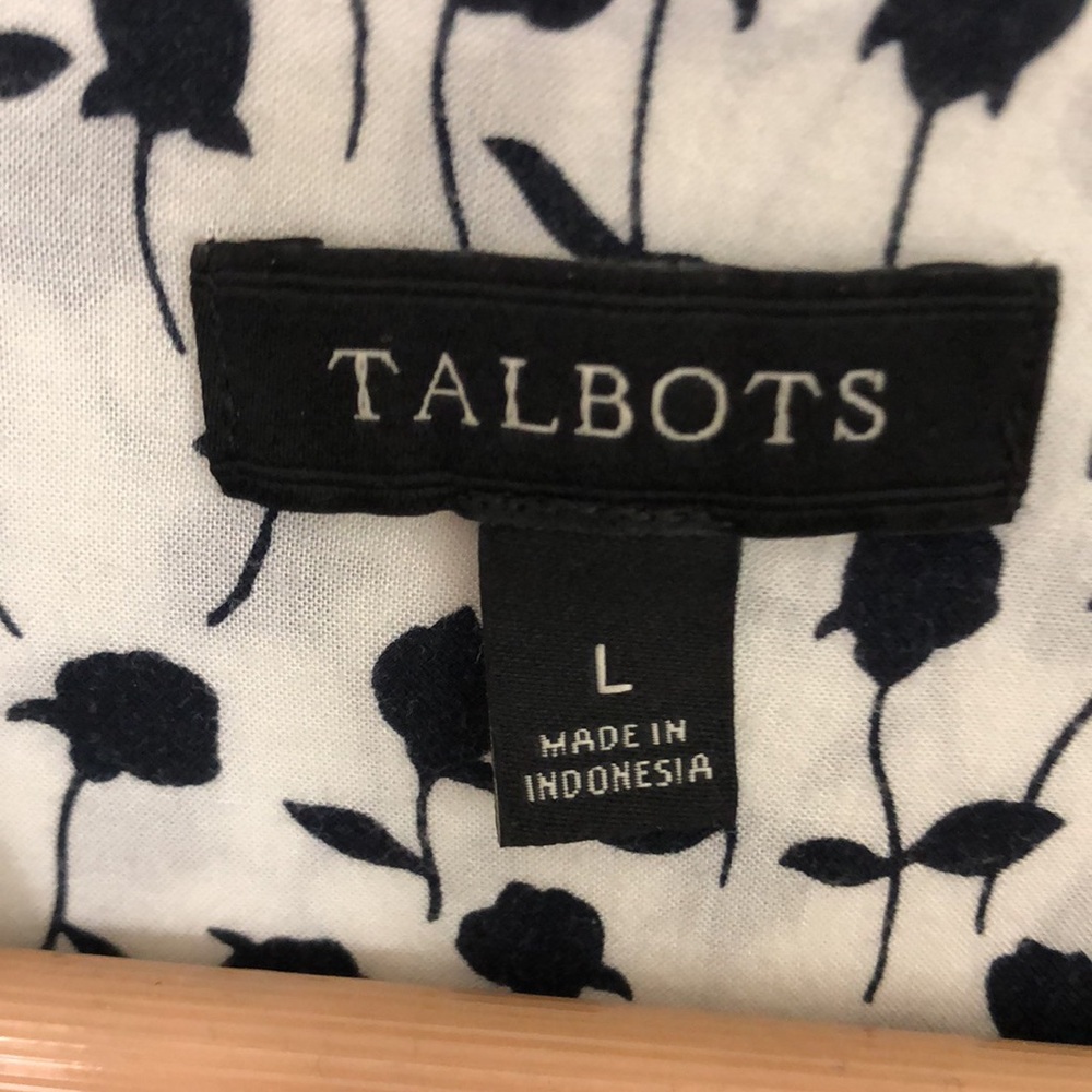 Talbots Roll Arm Lightweight Polyester Blouse. - image 2